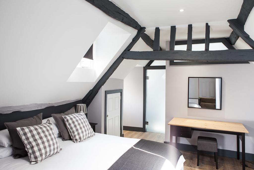 White Hart Hotel 斯托昂泽沃尔德 客房 照片