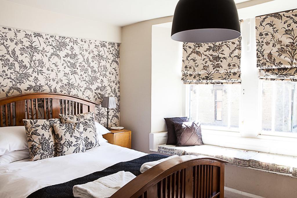 White Hart Hotel 斯托昂泽沃尔德 客房 照片