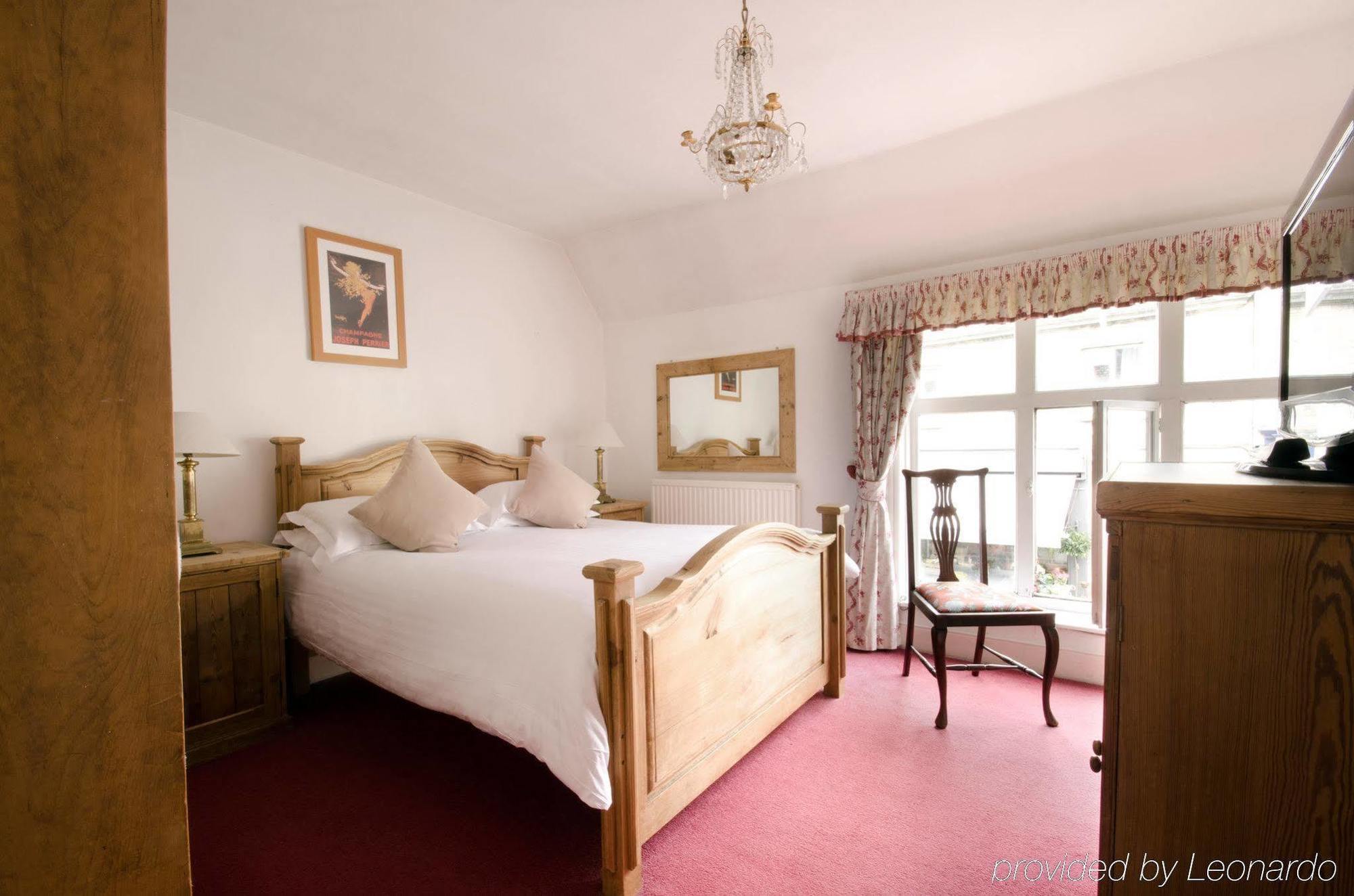 White Hart Hotel 斯托昂泽沃尔德 外观 照片